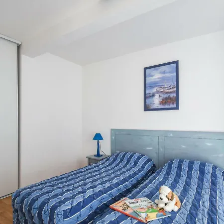 Les Jardins De L'amiraute.4 Appartement